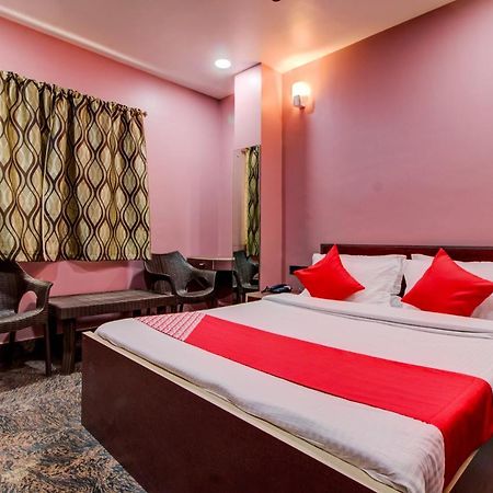 Oyo 16871 Anant Home Stay Шиллонг Екстер'єр фото