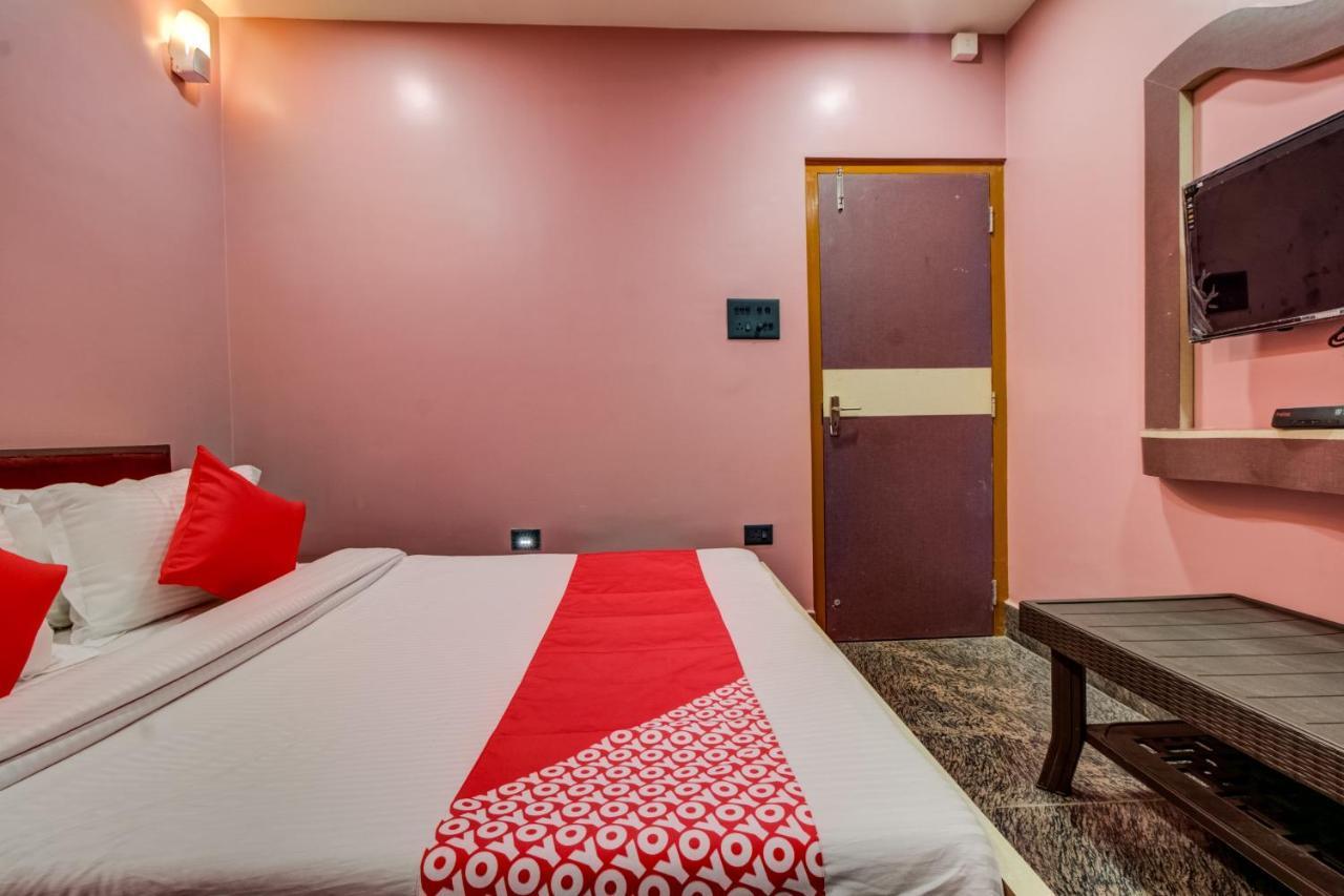 Oyo 16871 Anant Home Stay Шиллонг Екстер'єр фото