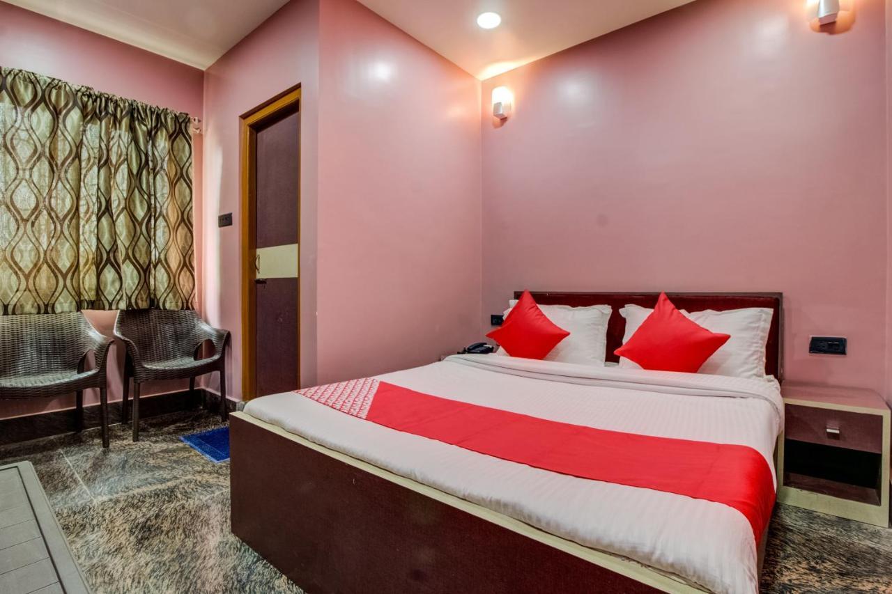 Oyo 16871 Anant Home Stay Шиллонг Екстер'єр фото