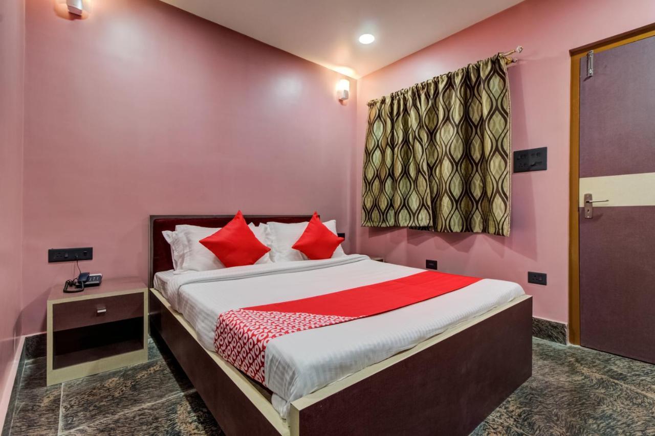 Oyo 16871 Anant Home Stay Шиллонг Екстер'єр фото